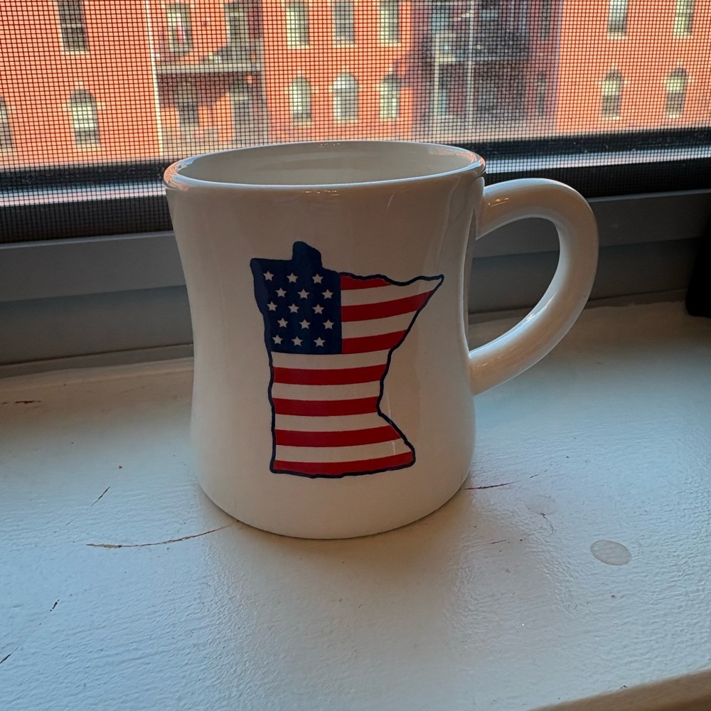 Caribou Coffee Land Of Lakes Minnesota American Flag Coffee Mug
